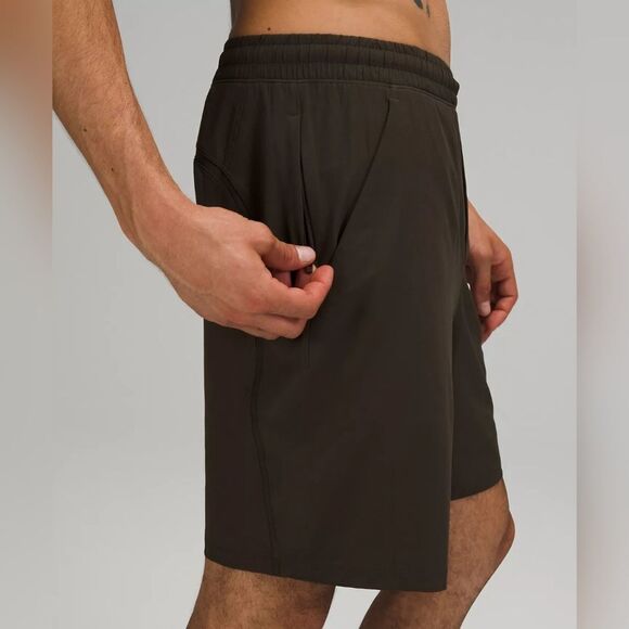 LULULEMON Pace Breaker lined shorts size S in EUC - Picture 2 of 6